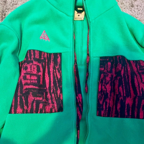 Green Nike ACG Zip Up Jacket - Picture 3 of 3